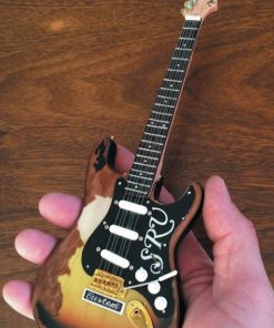 AXE- Stevie Ray Vaughan Mini Guitar SRV-040